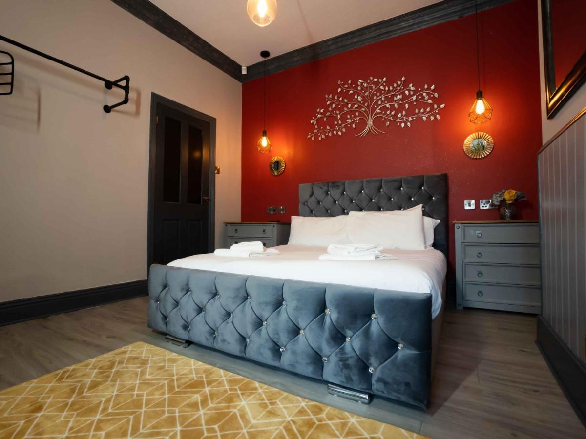 Pass The Keys Amazing, Newly Renovated 5Bedroom House Sleeps 10 Scarborough Exteriör bild